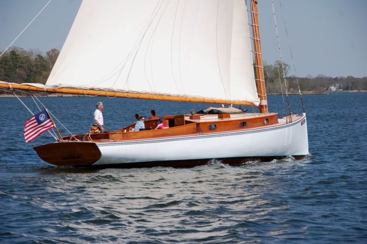 sailboat charter chesapeake bay